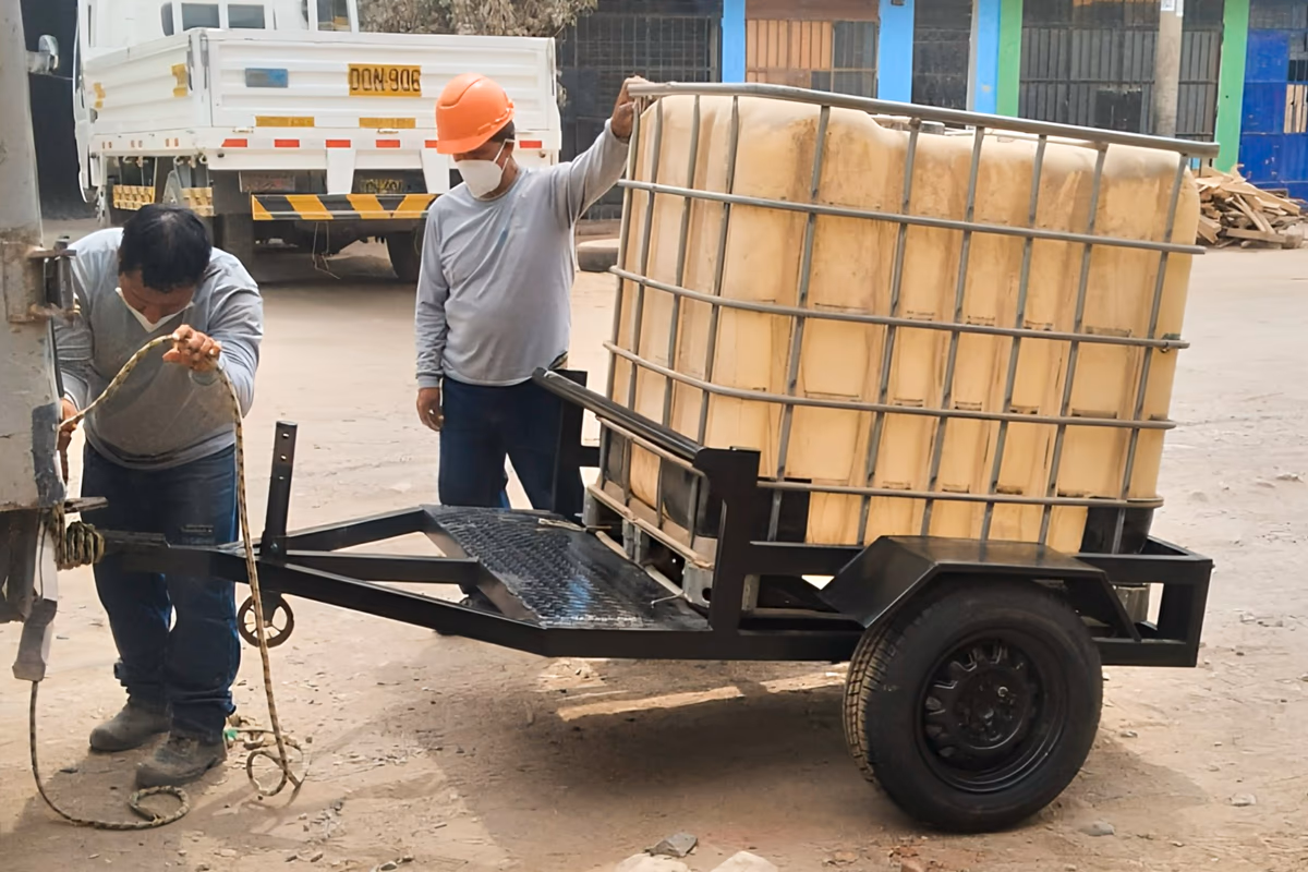 Remolque para tanques IBC